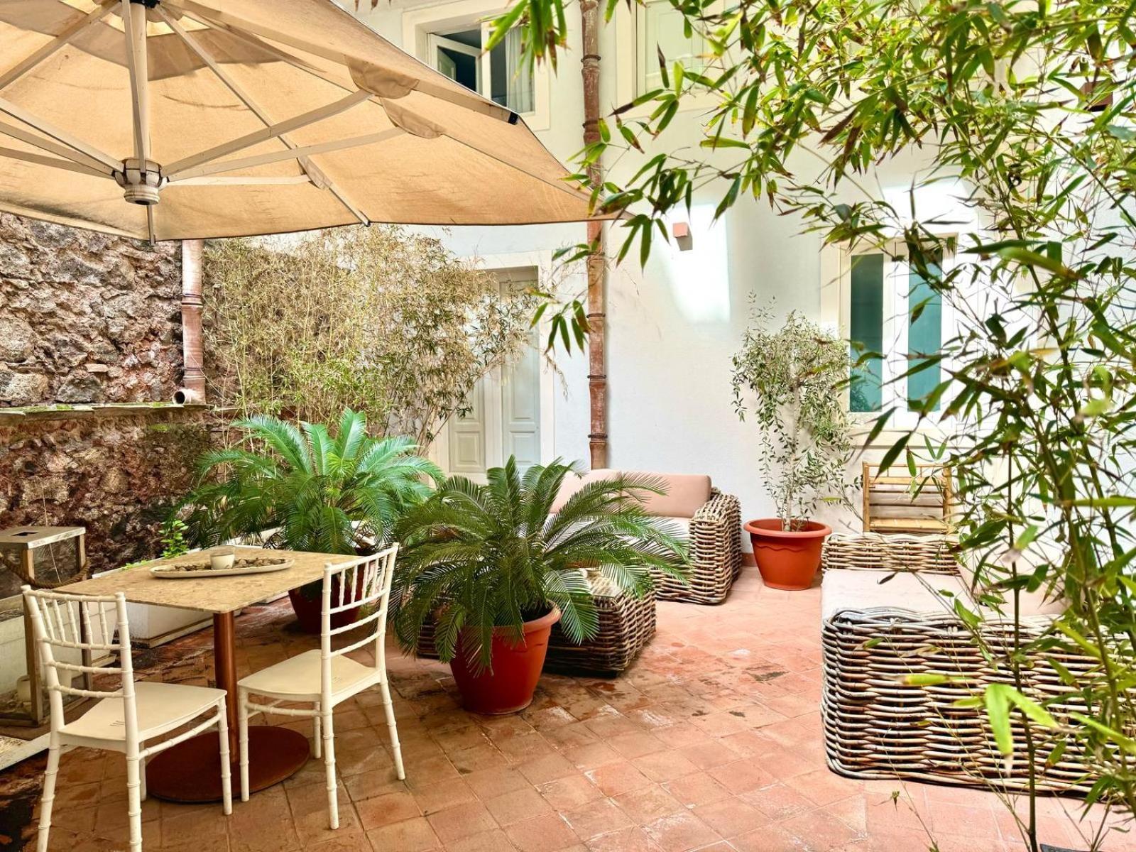 Cortile Nobile Luxury Suites 卡塔尼亚 外观 照片