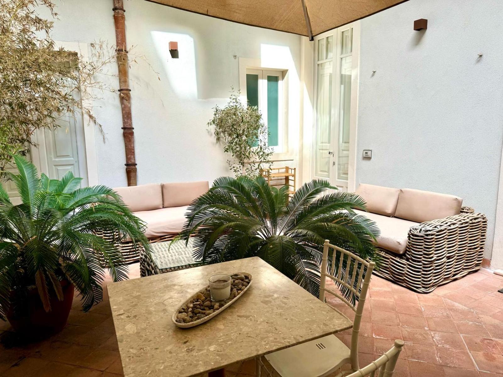 Cortile Nobile Luxury Suites 卡塔尼亚 外观 照片