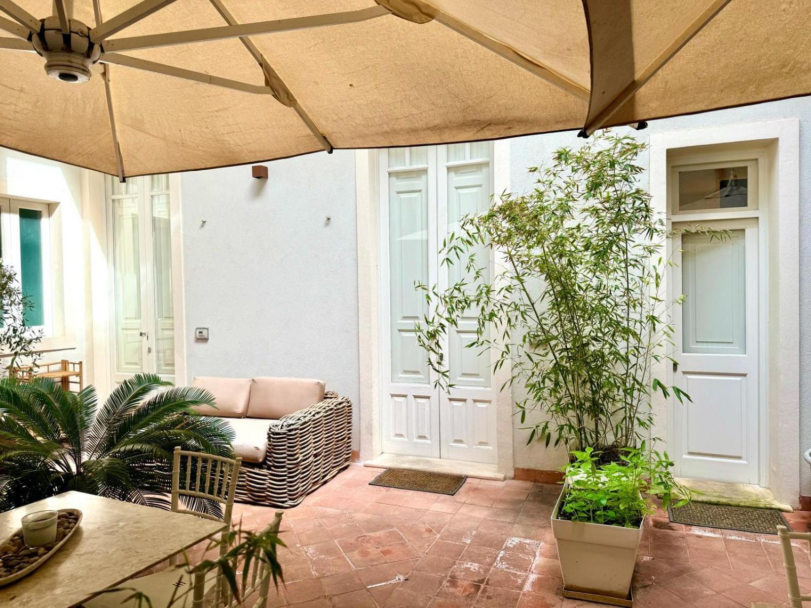 Cortile Nobile Luxury Suites 卡塔尼亚 外观 照片